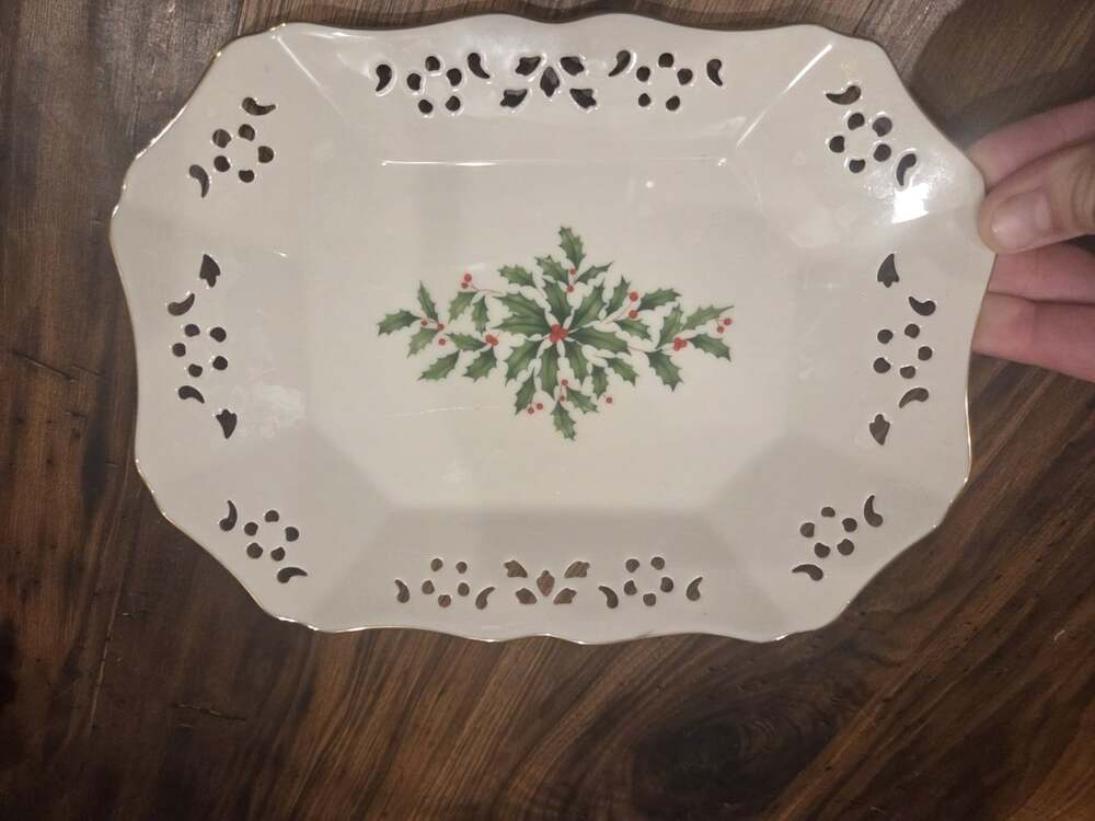 Vtg Lenox Holiday Tray Reticulated 9x 6.75" Porcelain Holly Berry 24k Gold Trim